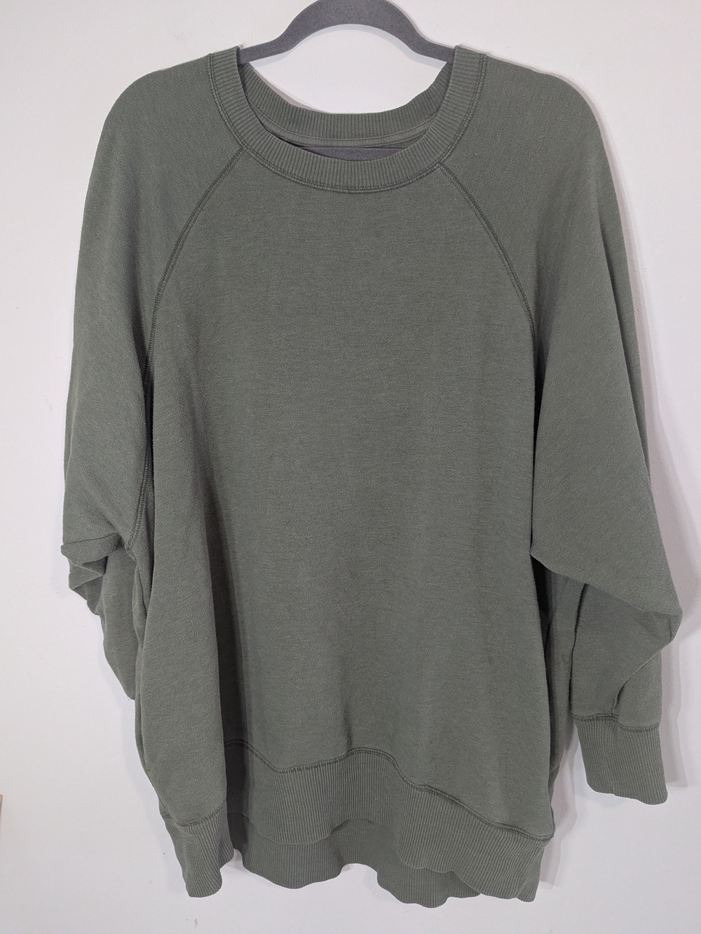 Aerie Olive Green Sweatshirt Womens XL Oversized Raglan Crewneck Cotton Pullover - Picture 2 of 8